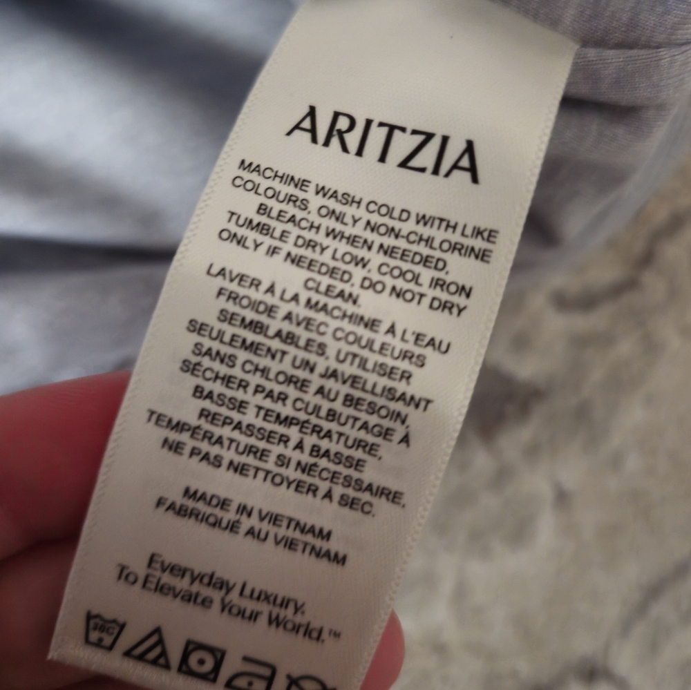 Artizia Contour Crop Top - Picture 5 of 6